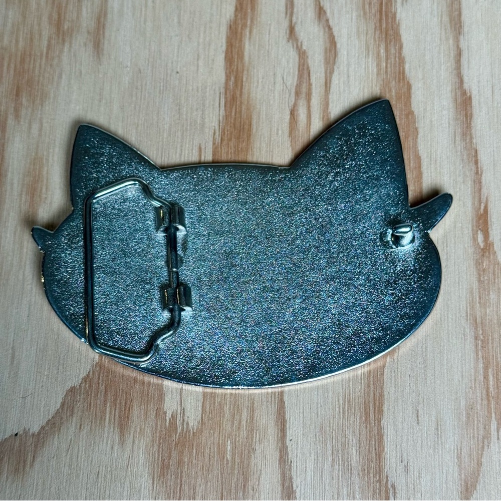 R S W C M E B B - image 4